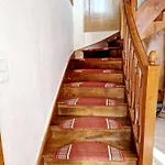 Semesterbostad Maison Paysanne, Proche Aubrac Huparlac