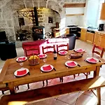 Maison Paysanne, Proche Aubrac Semesterbostad Huparlac