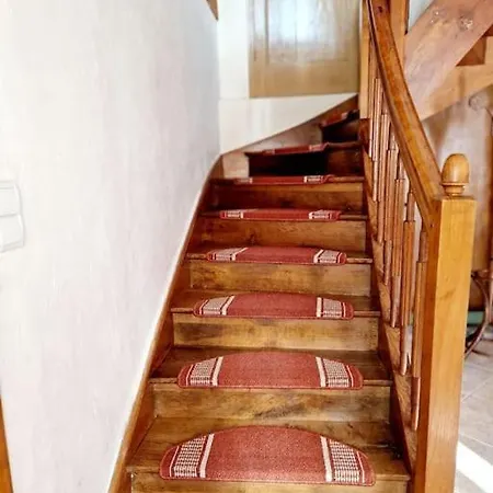 Maison Paysanne, Proche Aubrac Huparlac