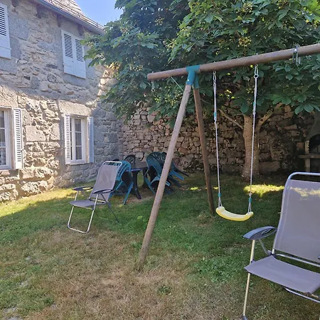 Casa de Férias Maison Paysanne, Proche Aubrac Huparlac