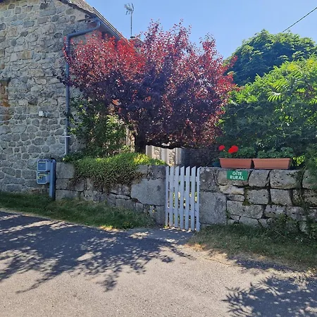 Сasa de vacaciones Maison Paysanne, Proche Aubrac *