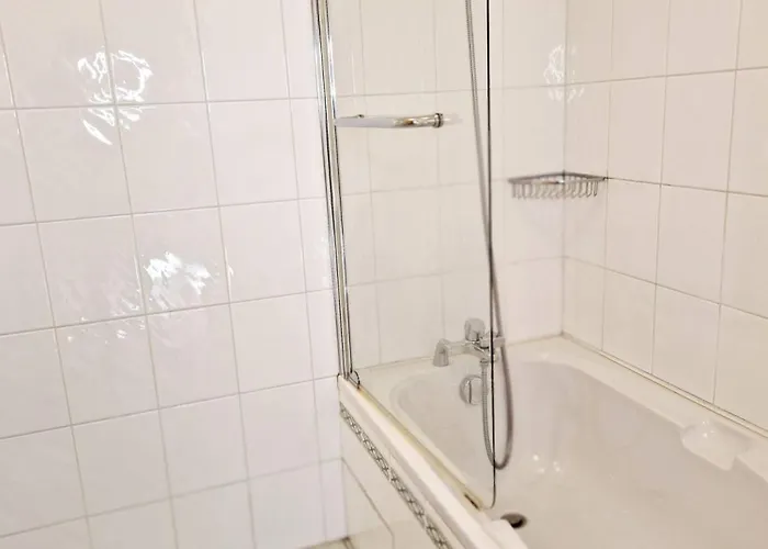 Maison Paysanne, Proche Aubrac Semesterbostad *